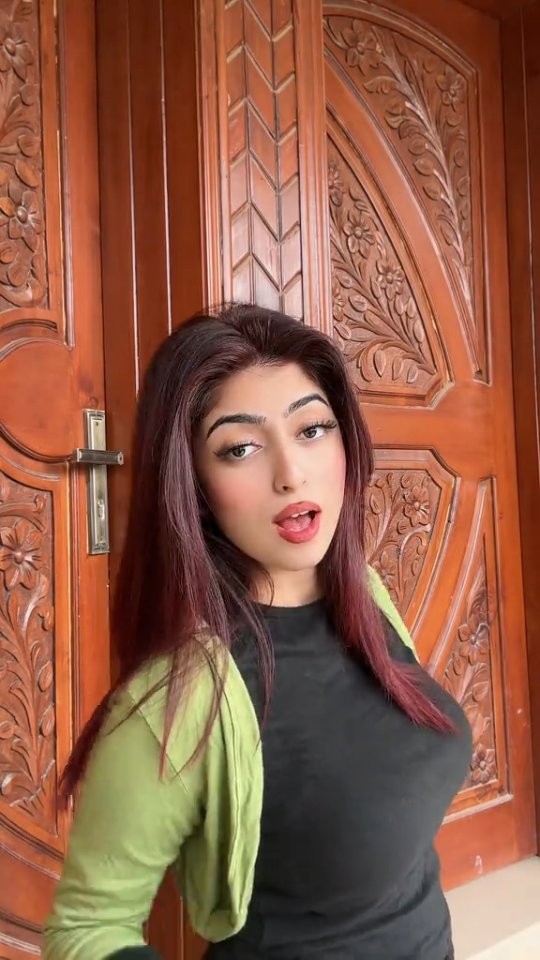 Mahira Kapoor Profile Picture